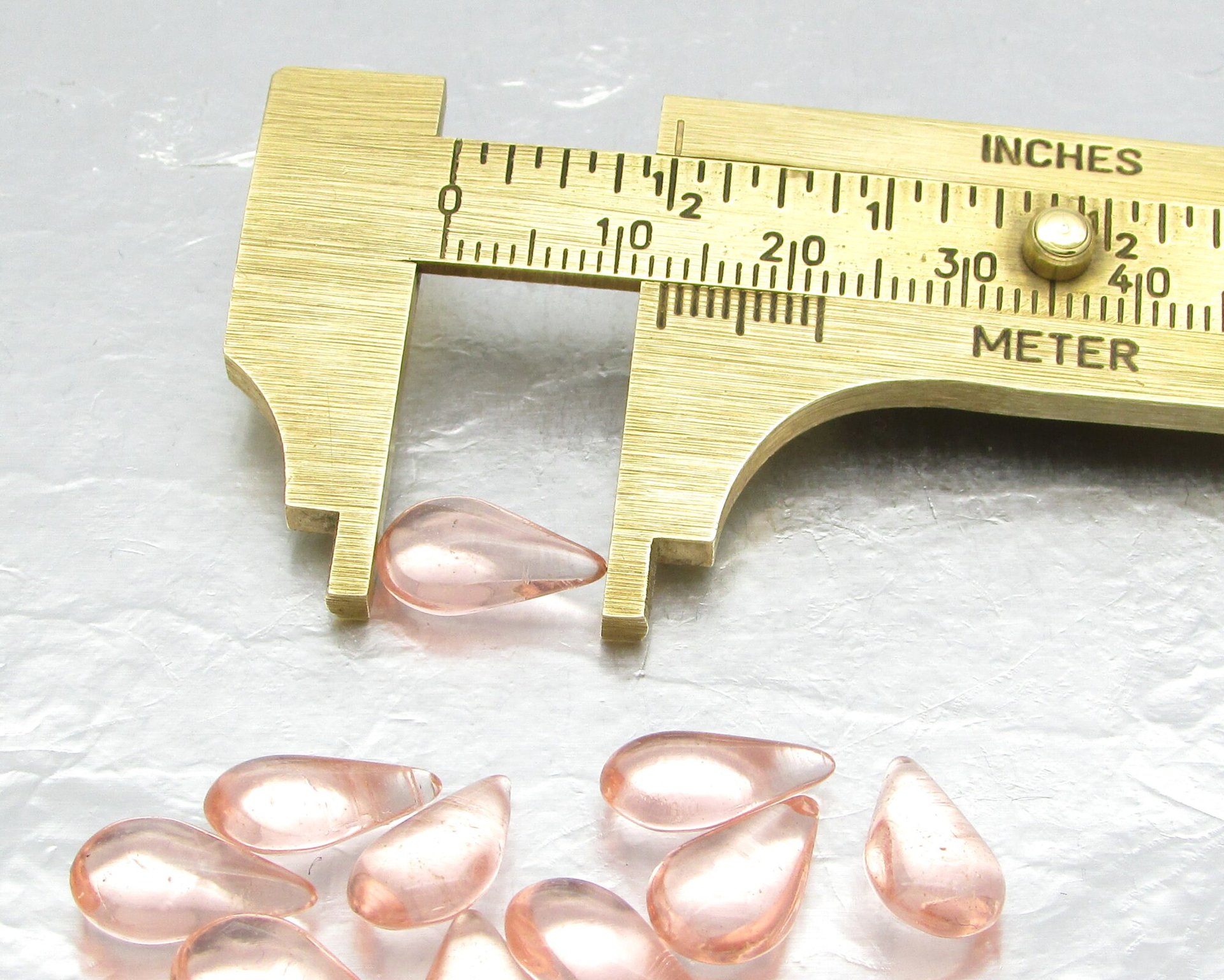 Vintage 12.8x7.8mm Teardrop Point Back Stones (10)