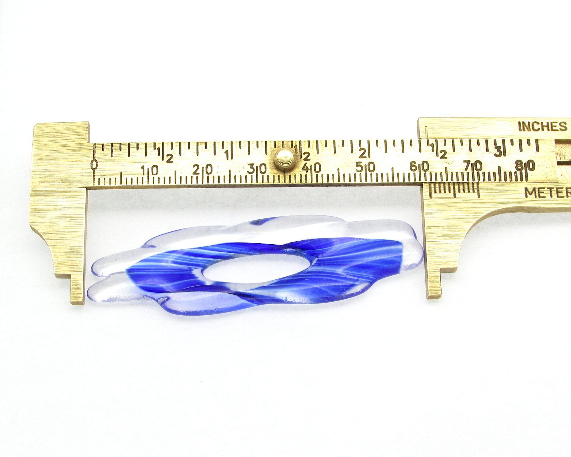 Flat Flower Go-Go Pendant