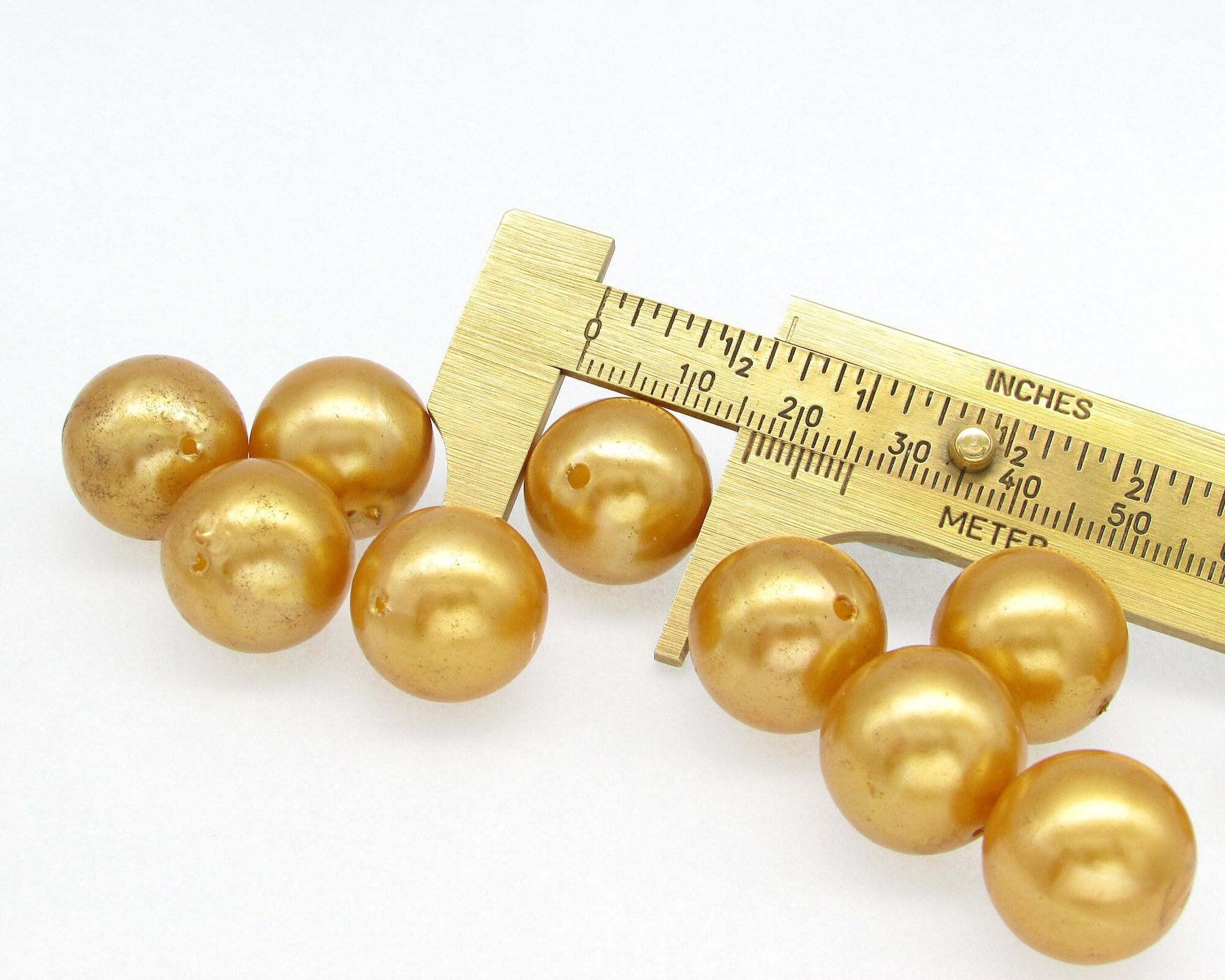 Vintage 16.5mm Round Beads, Golden Yellow Plastic Pearls