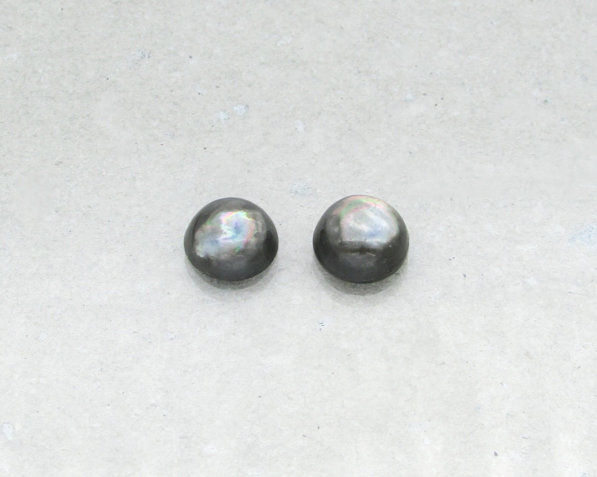 9.5mm Round Cabochons, Gray Mother of Pearl Flat Back Gemstones (2)