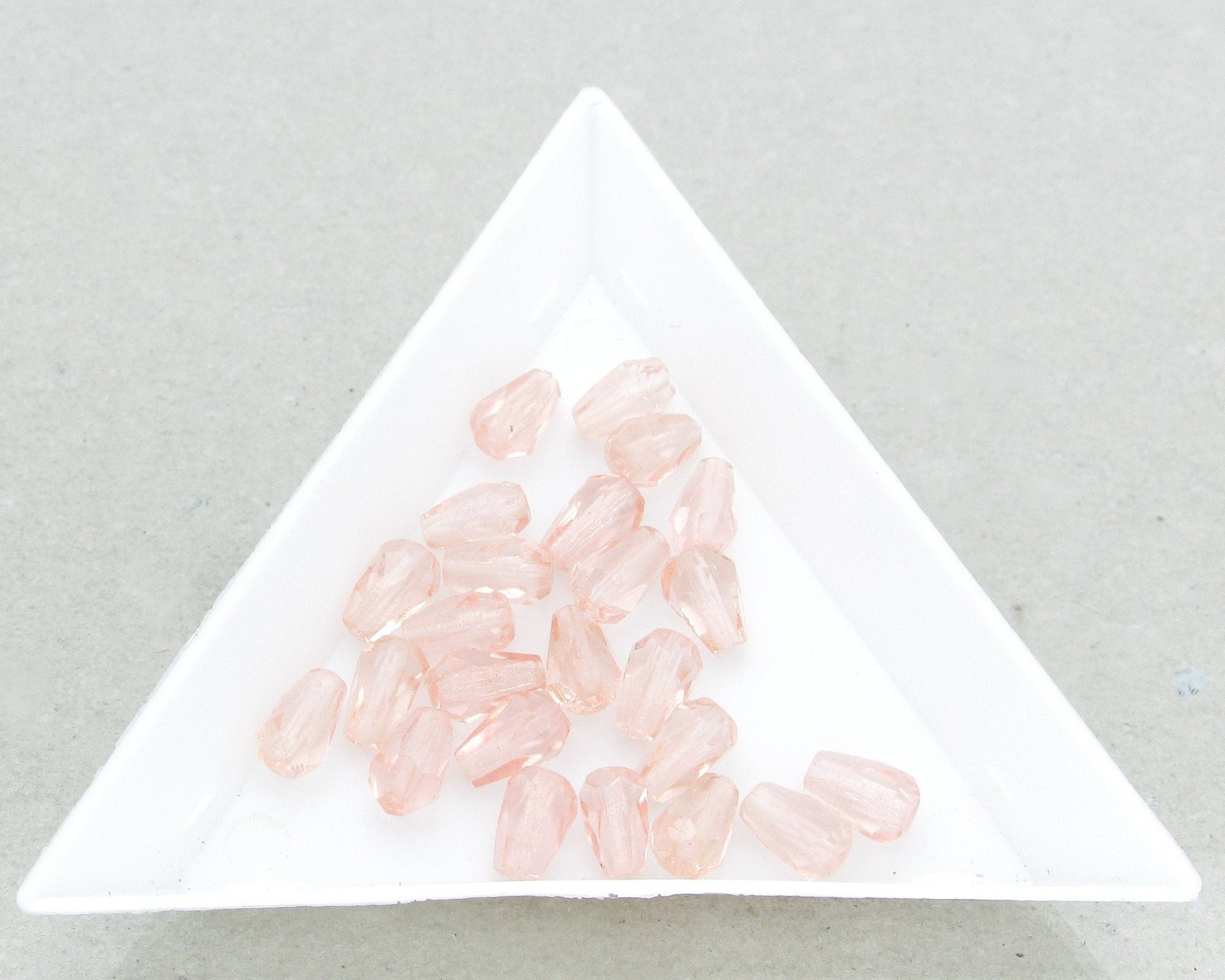 Rosaline 7x5mm Faceted Teardrop Beads