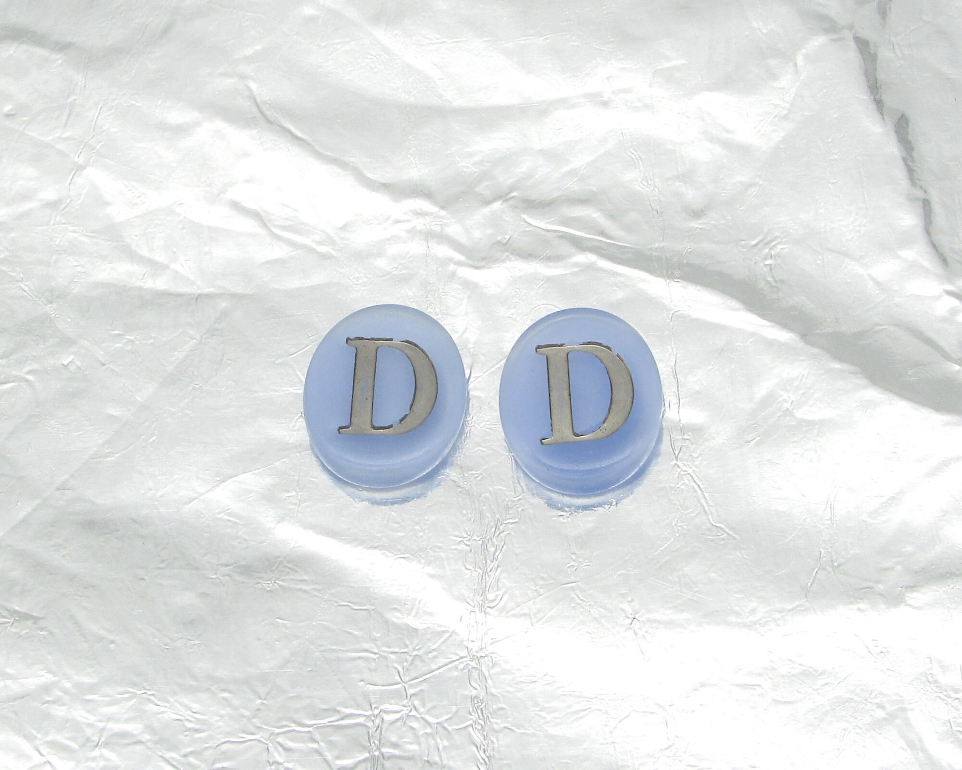Vintage Initial Cabochon, Pale Blue with Silver Letter, 12mm Oval