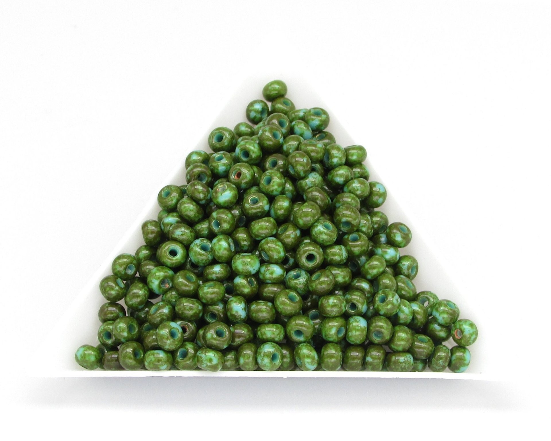 6/0 Seed Beads Opaque Turquoise Travertine