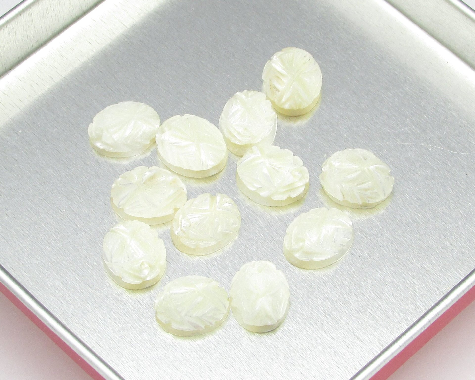 Carved Mother of Pearl Cabochon, 10x9mm Oval (12)