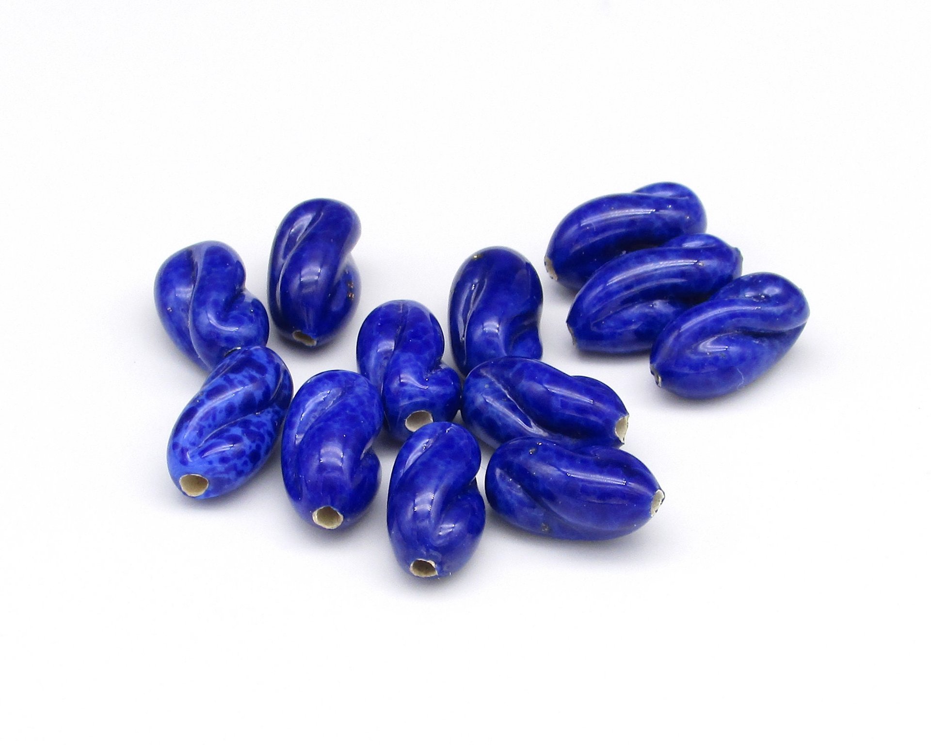 13x7mm Twisted Oval Lampwork Beads