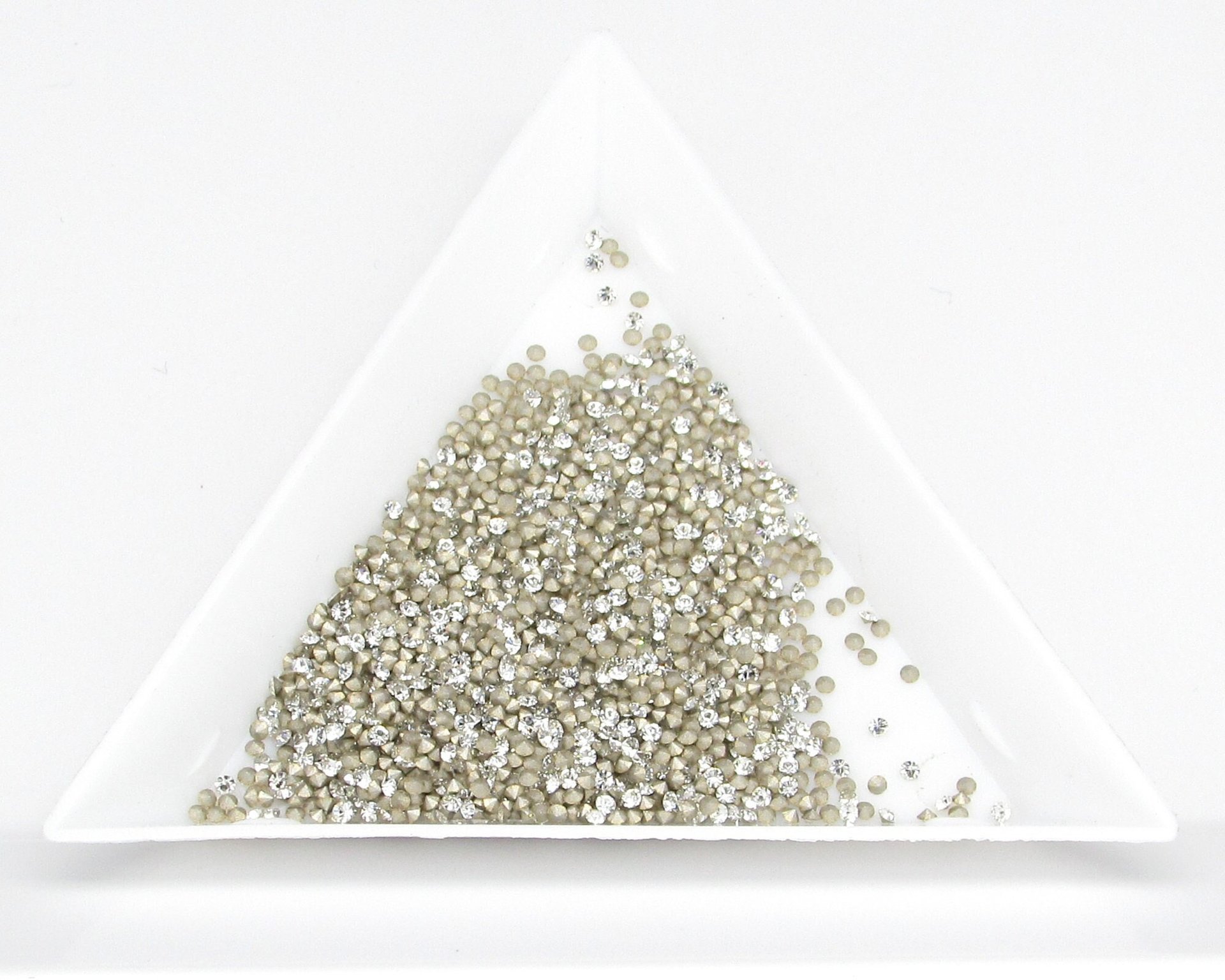 Tiny 2ss 2.5ss Crystal Foiled Rhinestones, 1.3mm 5PP 1.35mm 6PP Preciosa Chatons