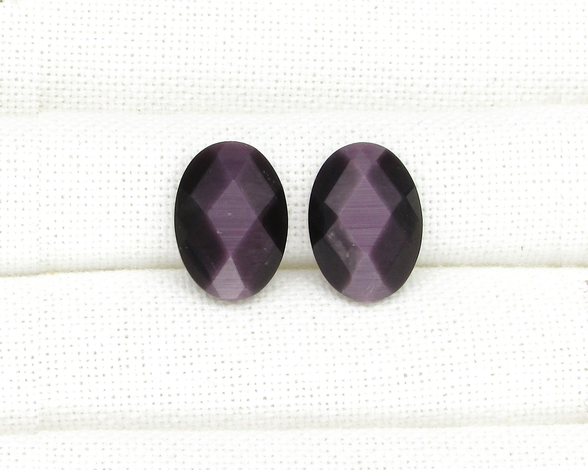 18x13mm Faceted Oval Fiber Optic Glass Cabochons