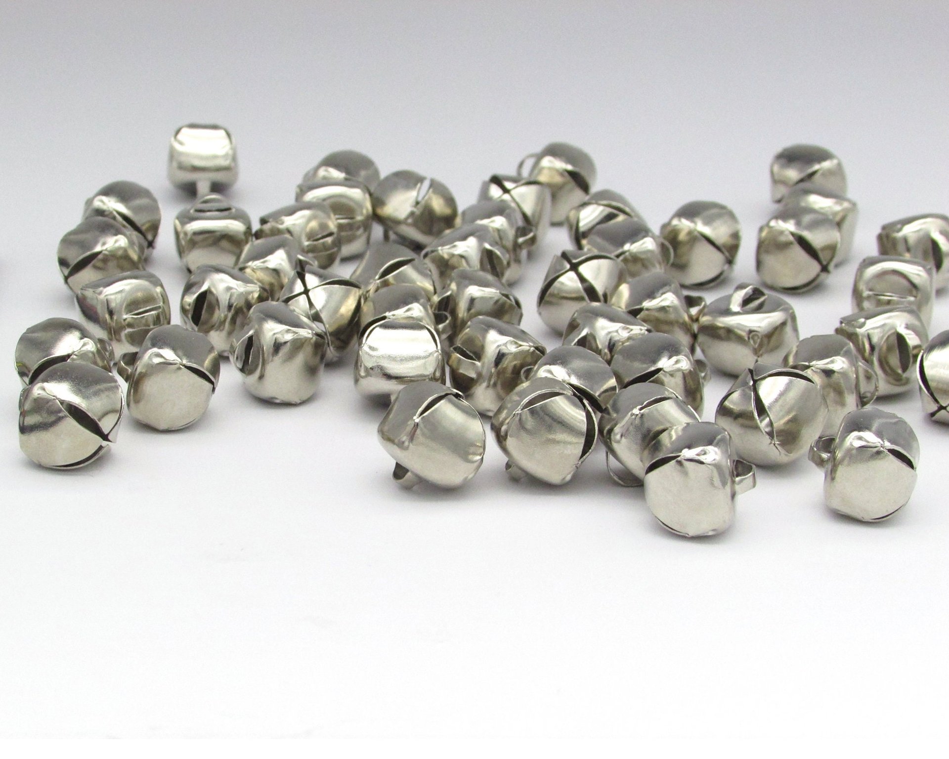 1/2” Jingle Bells, 13mm Round Steel Christmas Embellishments