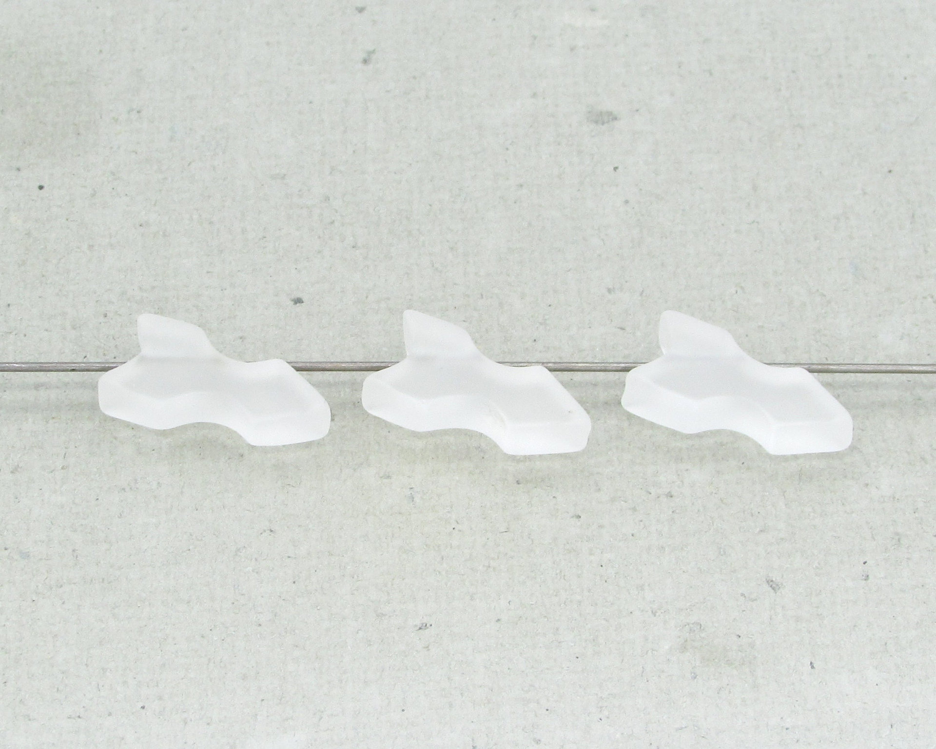 Vintage Matte Crystal Arrows, 17.5x8.5x4mm Flat Beads (3)