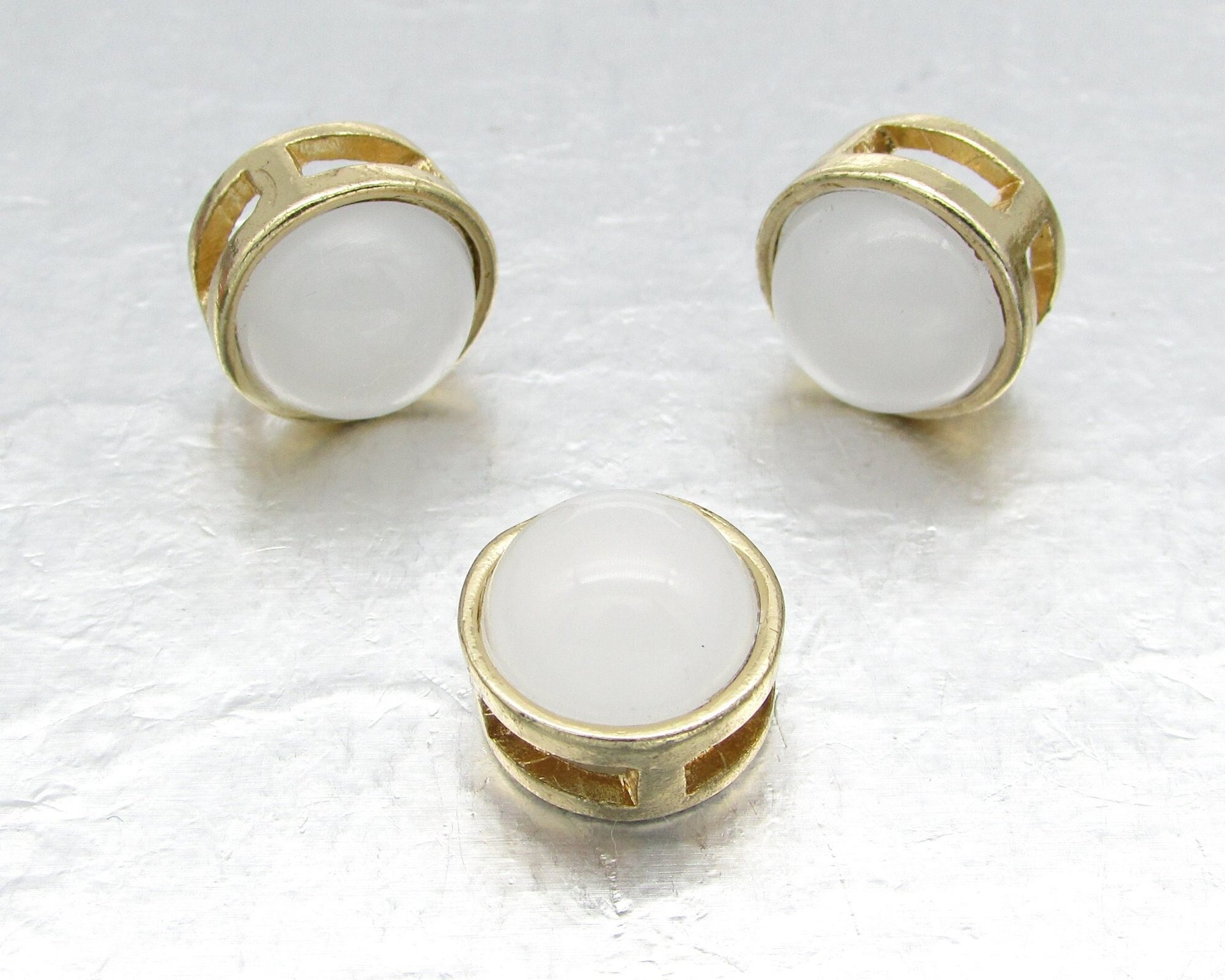 Vintage 12mm Round Slider Pendant with Opaline Glass Cabochon (9)