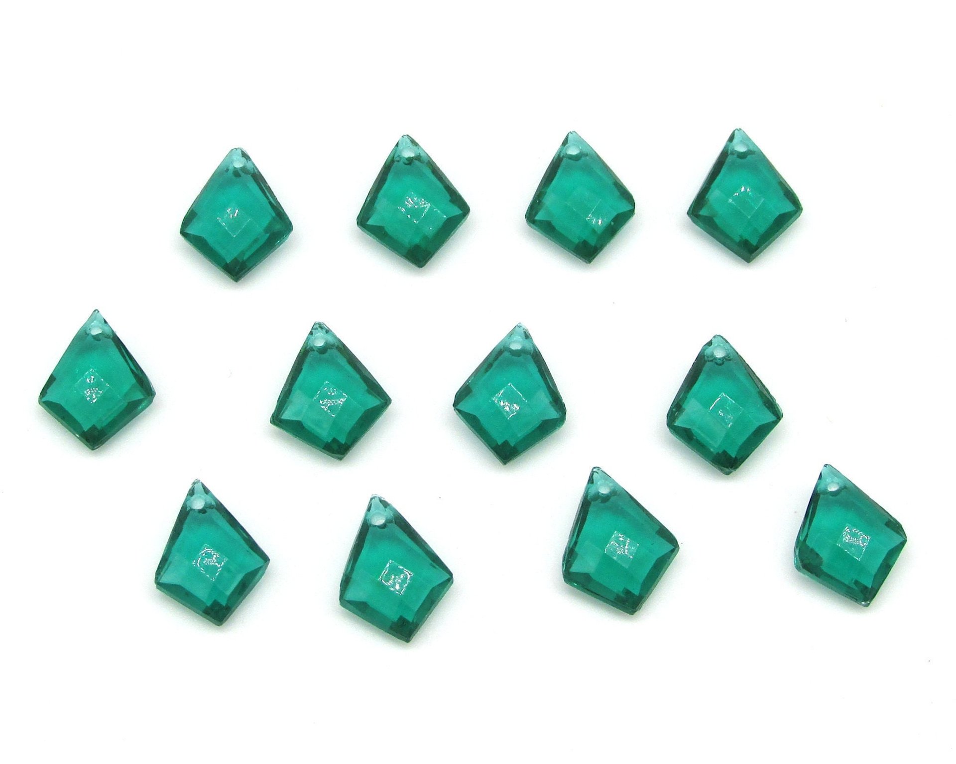 11x8.5mm Emerald Kite Briolettes, Faceted Angular Teardrop Beads