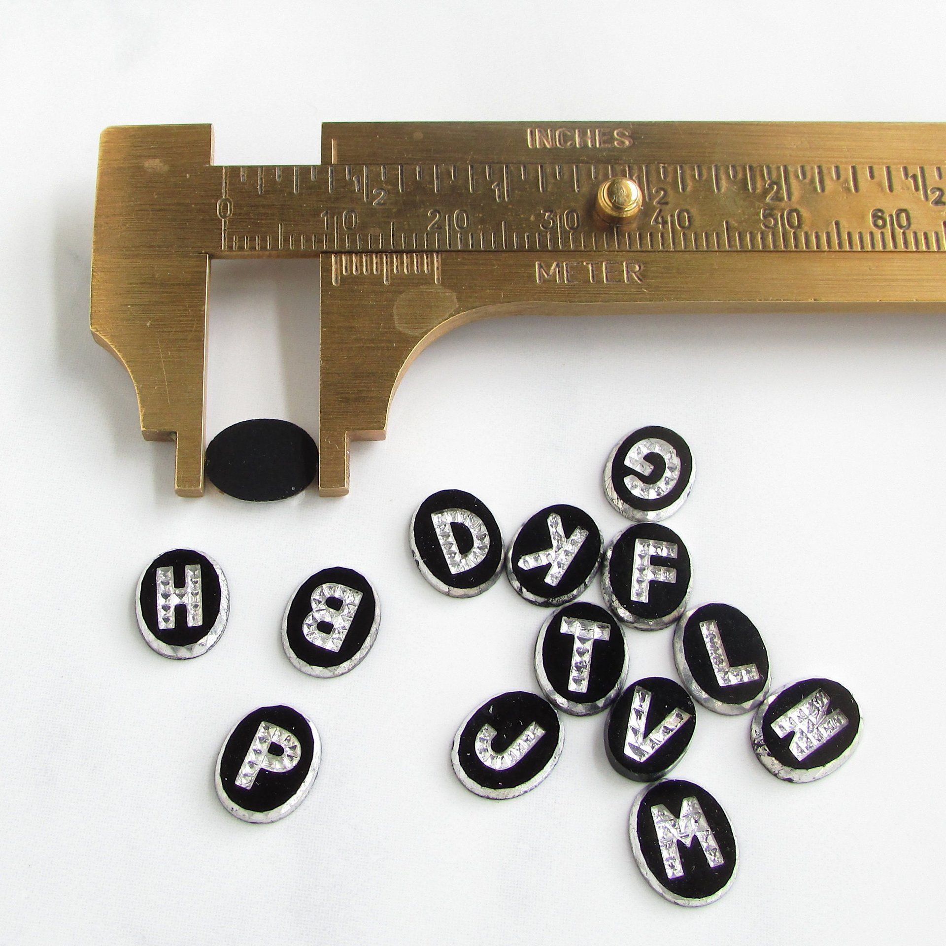 Vintage Initial Cabochon, Black Glass with Rhinestone Letter, 10x8mm Flat Oval
