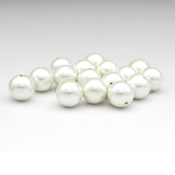 Round White Lustre Beads, Vintage 1970's 12mm 14mm Plastic Pearls