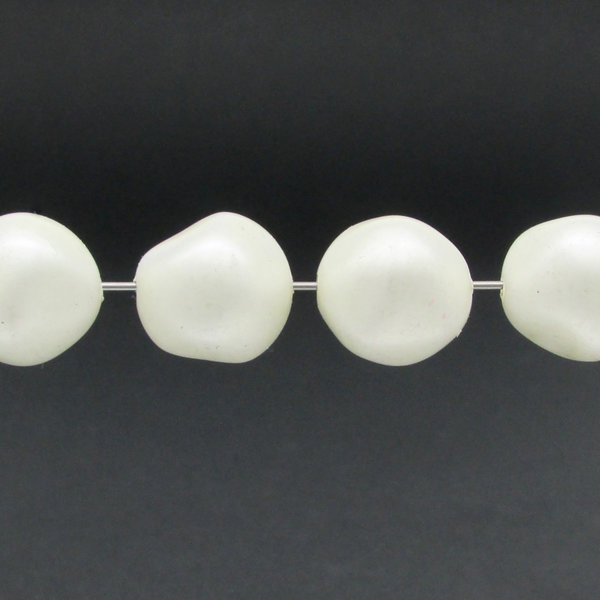 Vintage Faux Pearls, 13.5mm Baroque Round Beads