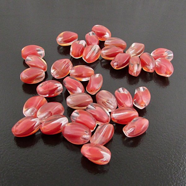 14mm Twisted Oval Beads with Watermelon Red Givre