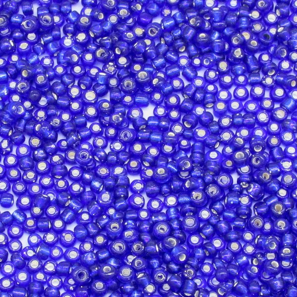10/0 Round Seed Beads Silver Lined Navy Blue