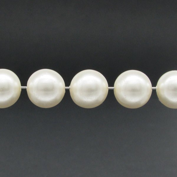 Vintage Plastic Pearls, 12mm 14mm Cultura Lustre Beads