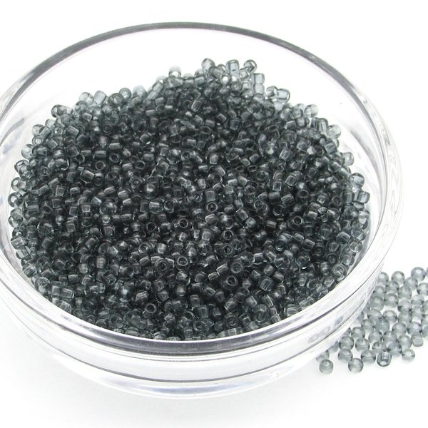 11/0 Seed Beads Translucent Gray