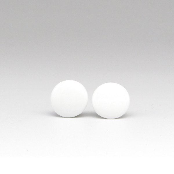 Round Cabochons, Opaque White Vintage Czech 18.5mm Stones