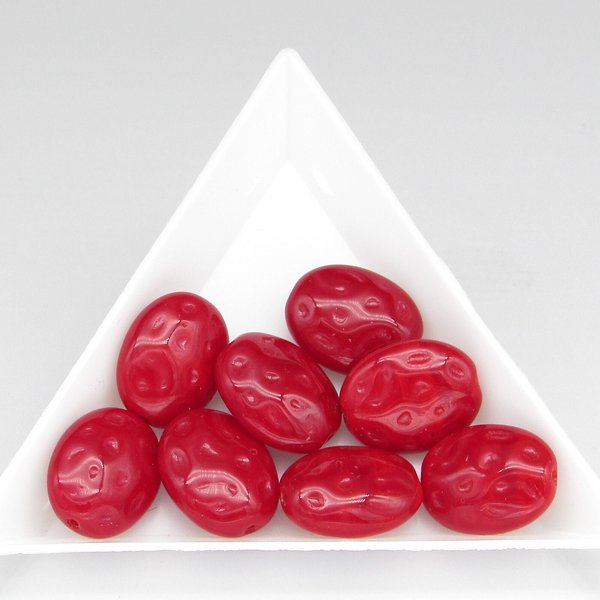 15x12mm Puffed Ovals, Dimpled Filigree Vintage Czech Glass Beads (8)