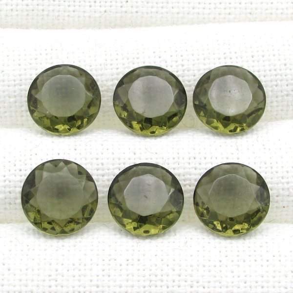 12mm Round Dentelles, Dark Olivine Point Back Unfoiled Glass Rhinestones