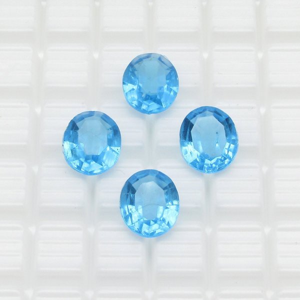 12.5x10mm Aqua Oval Rhinestone Dentelles (8)